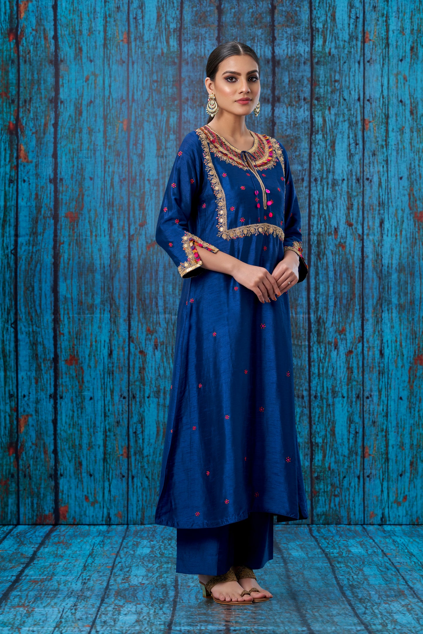 Blue Colorful Coin Square Neck Kurta Set