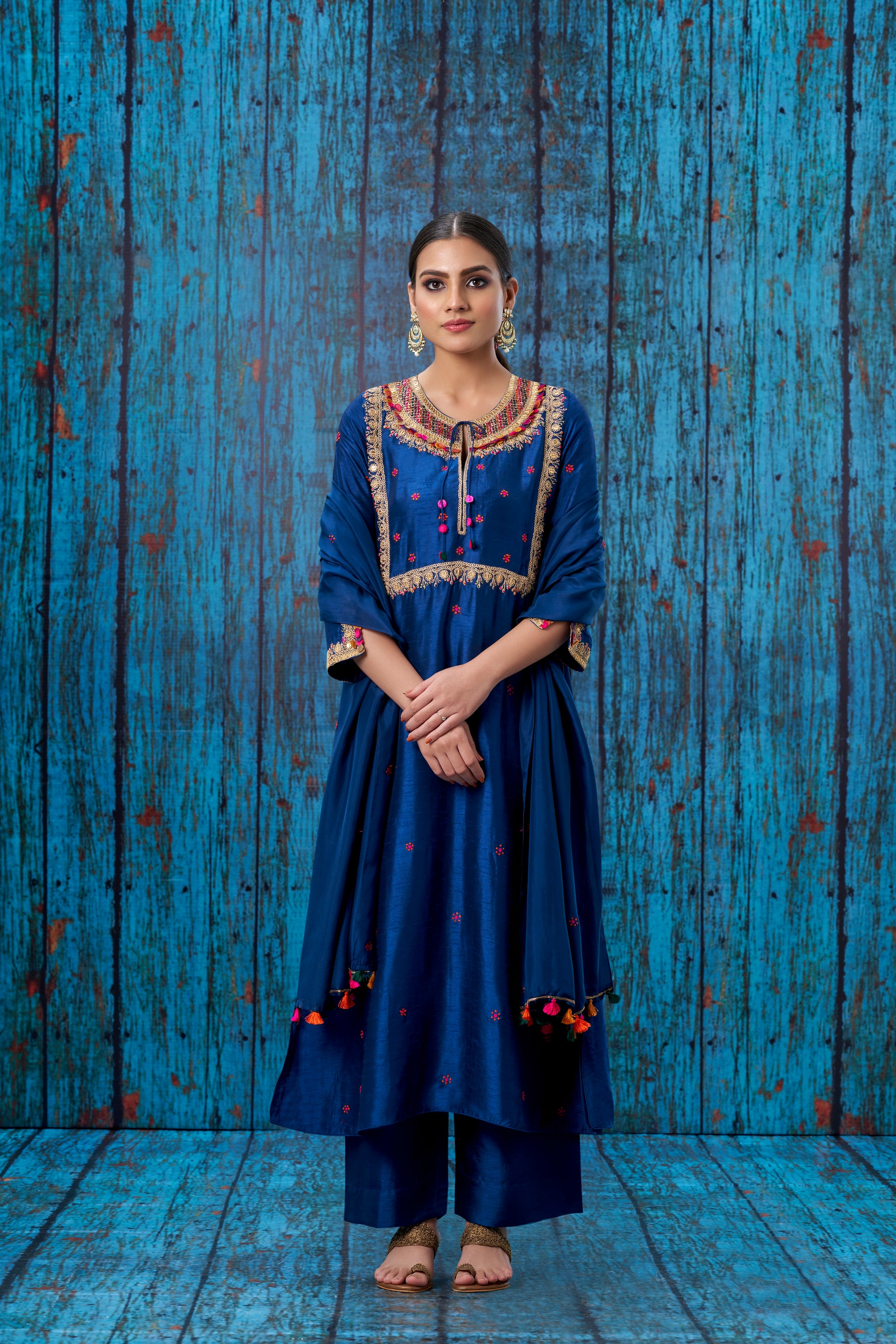 Blue Colorful Coin Square Neck Kurta Set – Label Niti Bothra